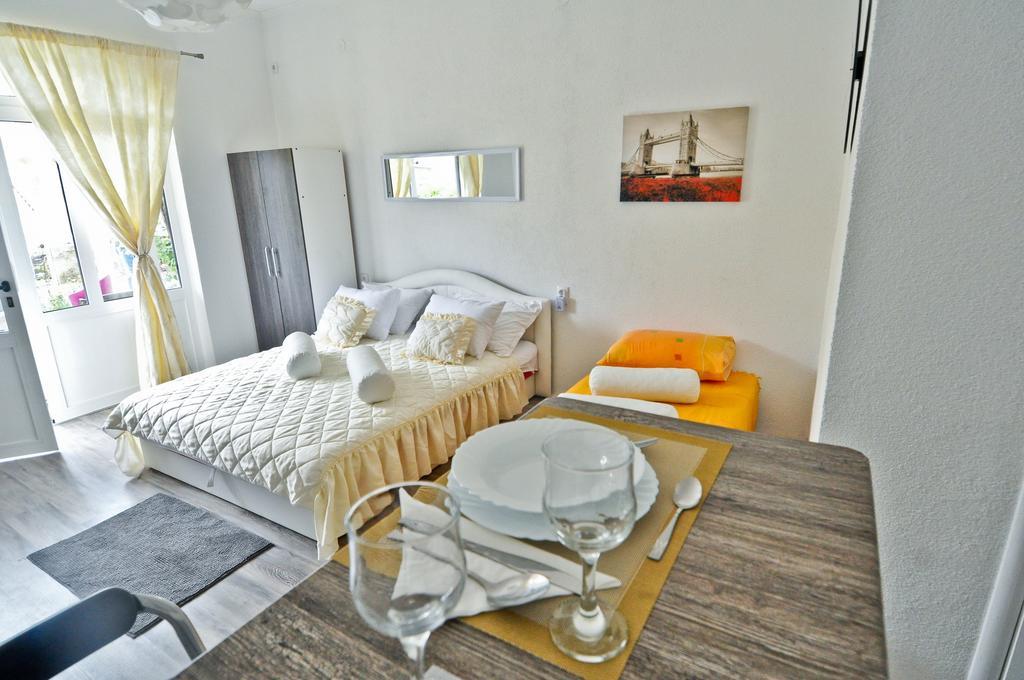 Villa Branka Apartments Near Dubrovnik With Pool Ivanica Exteriör bild